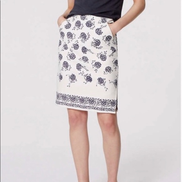 LOFT Dresses & Skirts - Loft Blue & White Floral Pencil Skirt